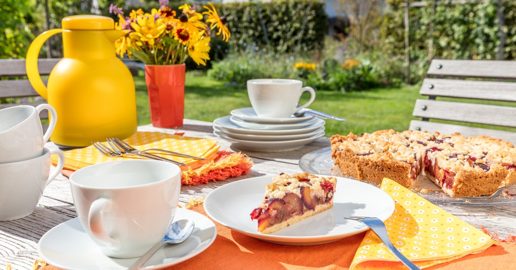 Kuchen essen ohne Wespen