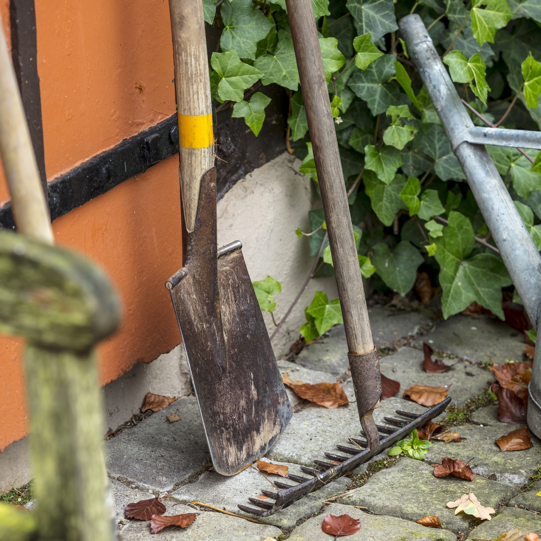 Werkzeuge regelmäßig reinigen